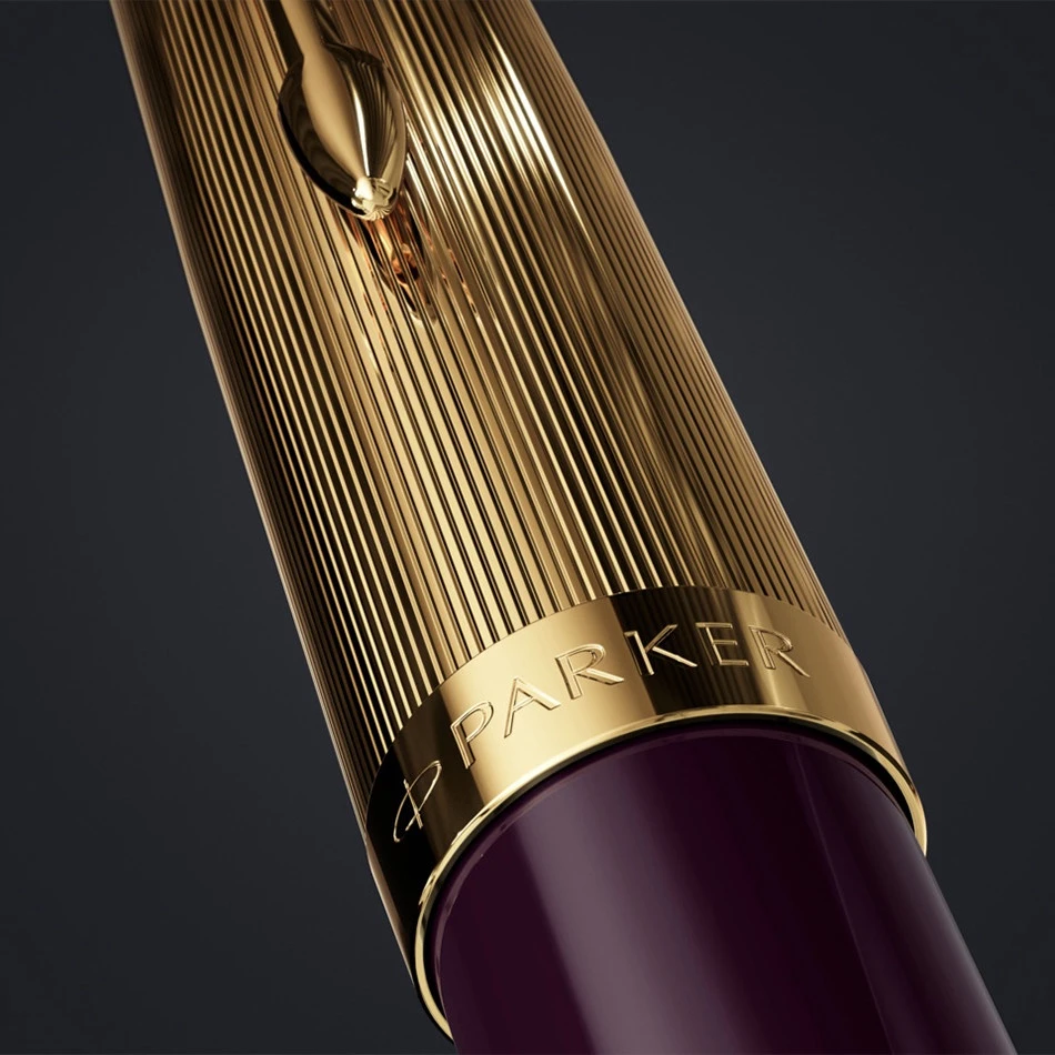 Parker 51 Deluxe Plum And Gold Ballpoint Pen - Image 2