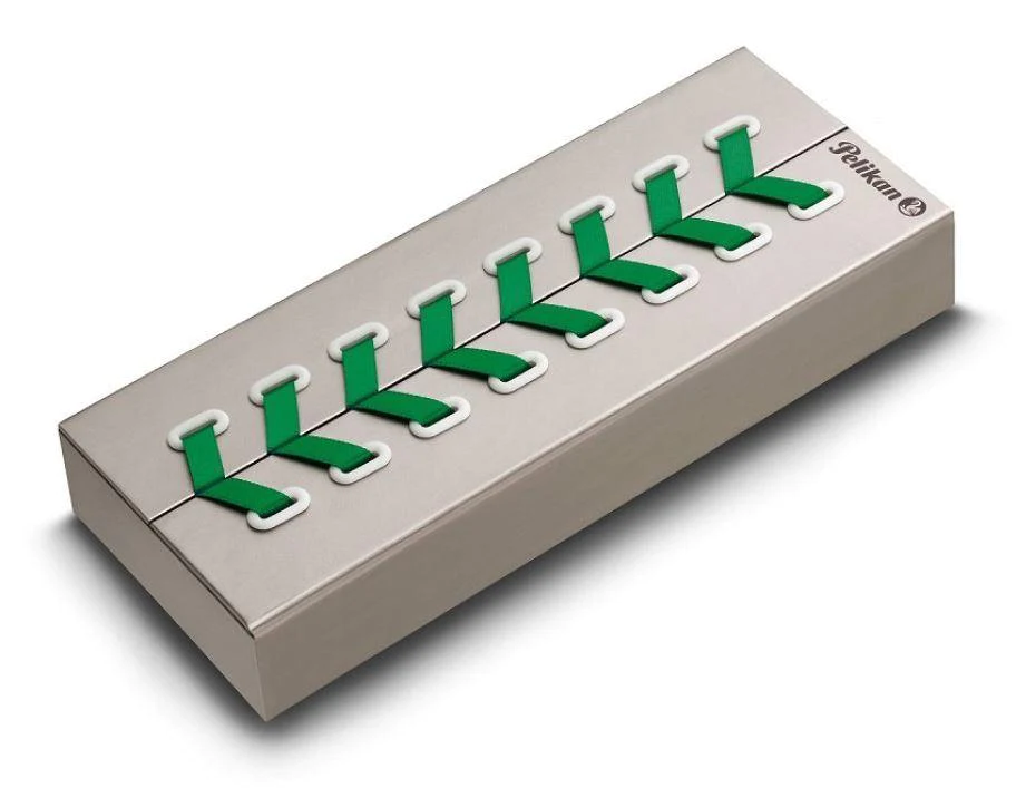 Pelikan Souveraen M605 Green And White Fountain Pen - Image 3